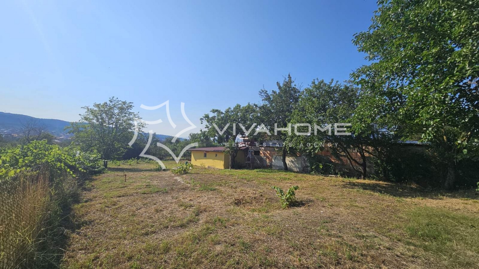 Продава КЪЩА, гр. Аксаково, област Варна, снимка 6 - Къщи - 53353894
