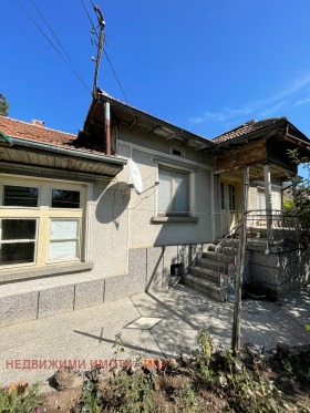 Casa Samovodene, regiunea Veliko Tarnovo 1