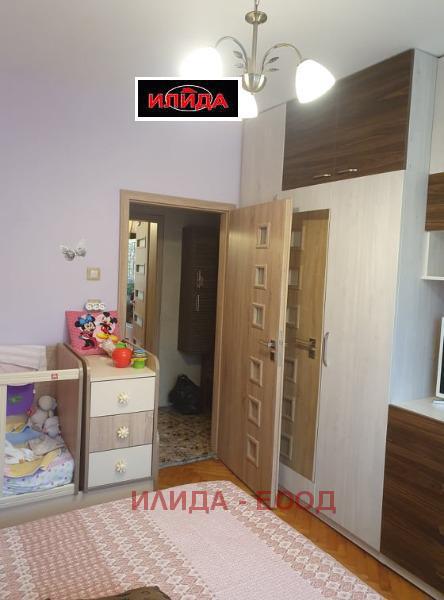 Продава  2-стаен град Русе , Здравец , 70 кв.м | 95206761 - изображение [8]