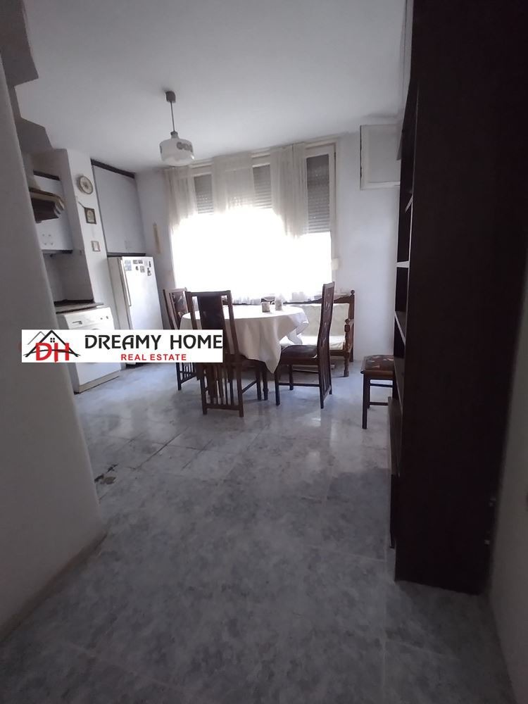 Продается  1 спальня Кърджали , Център , 71 кв.м | 52223685