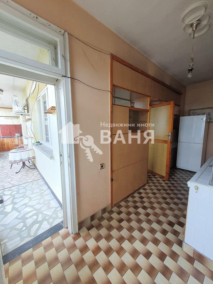 Продава 4-СТАЕН, гр. Карлово, област Пловдив, снимка 11 - Aпартаменти - 49199032