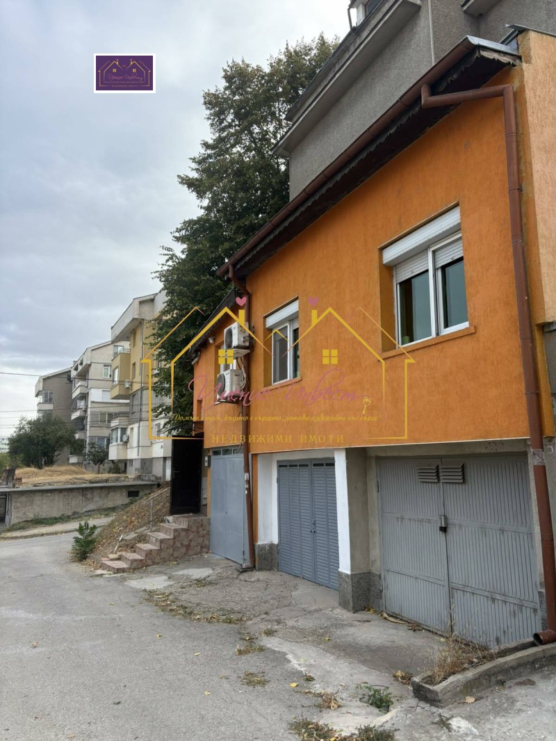 Eladó  Ház Ruse , Druzsba 2 , 54 négyzetméter | 84992070
