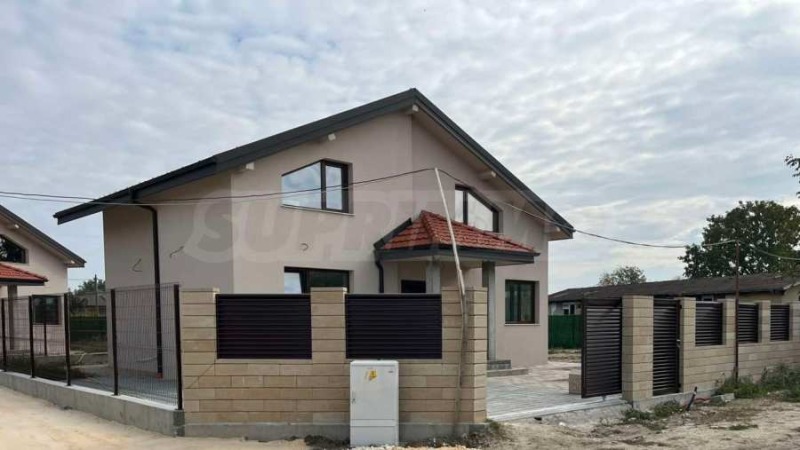 Продава КЪЩА, с. Скутаре, област Пловдив, снимка 2 - Къщи - 52379937