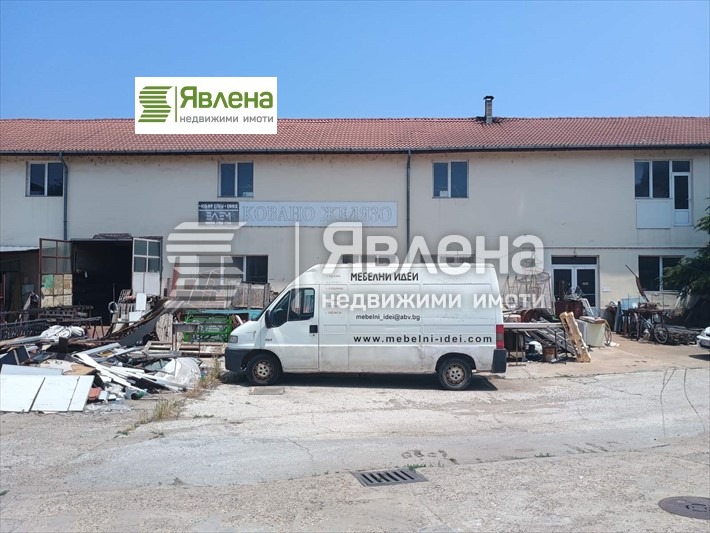 Продава  Пром. помещение град Плевен , Индустриална зона , 4000 кв.м | 84038910 - изображение [2]