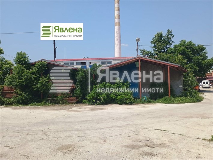 Продава  Пром. помещение град Плевен , Индустриална зона , 4000 кв.м | 84038910 - изображение [3]