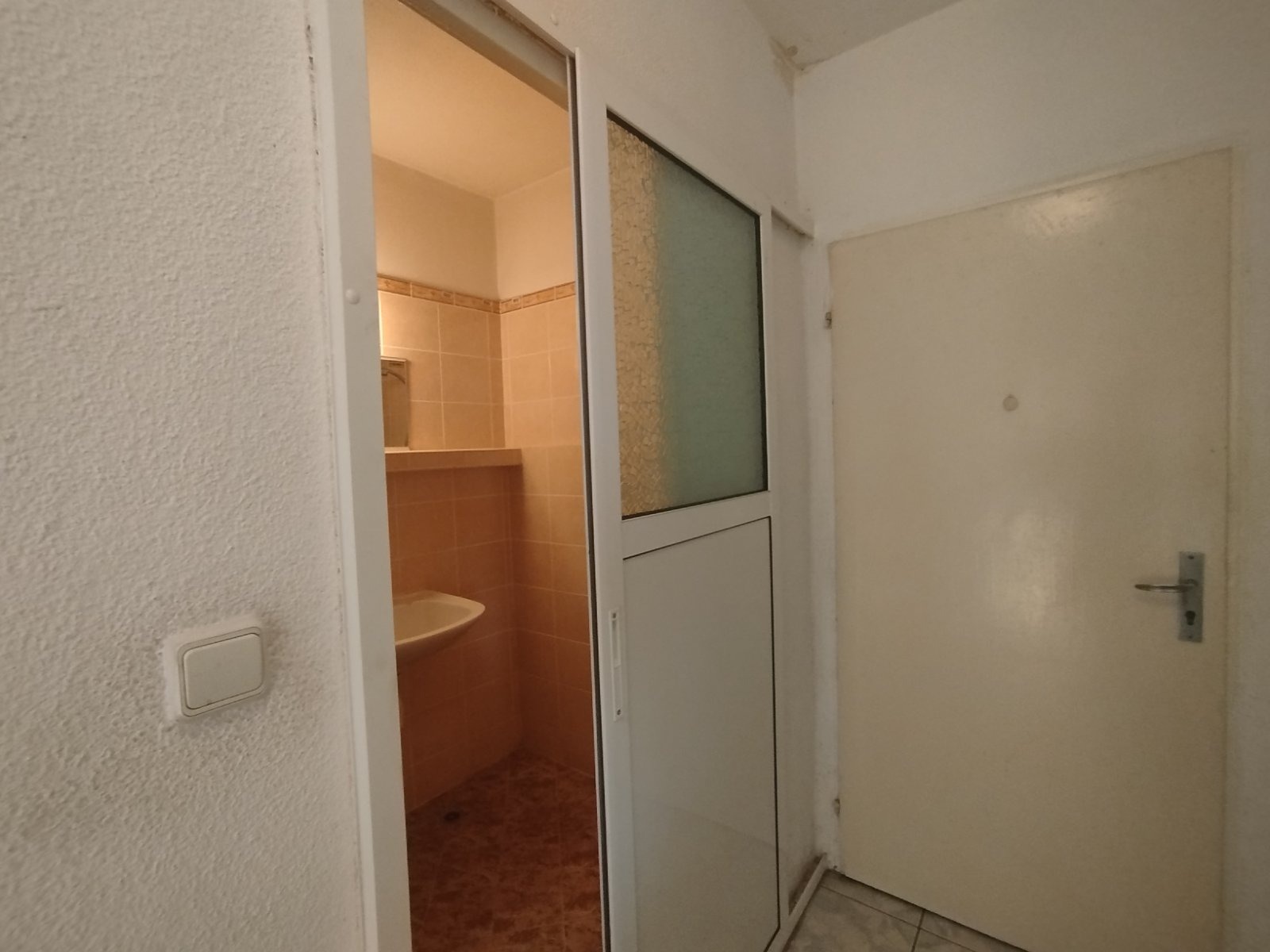 Продава 2-СТАЕН, гр. Русе, Възраждане, снимка 16 - Апартаменти - 55615074