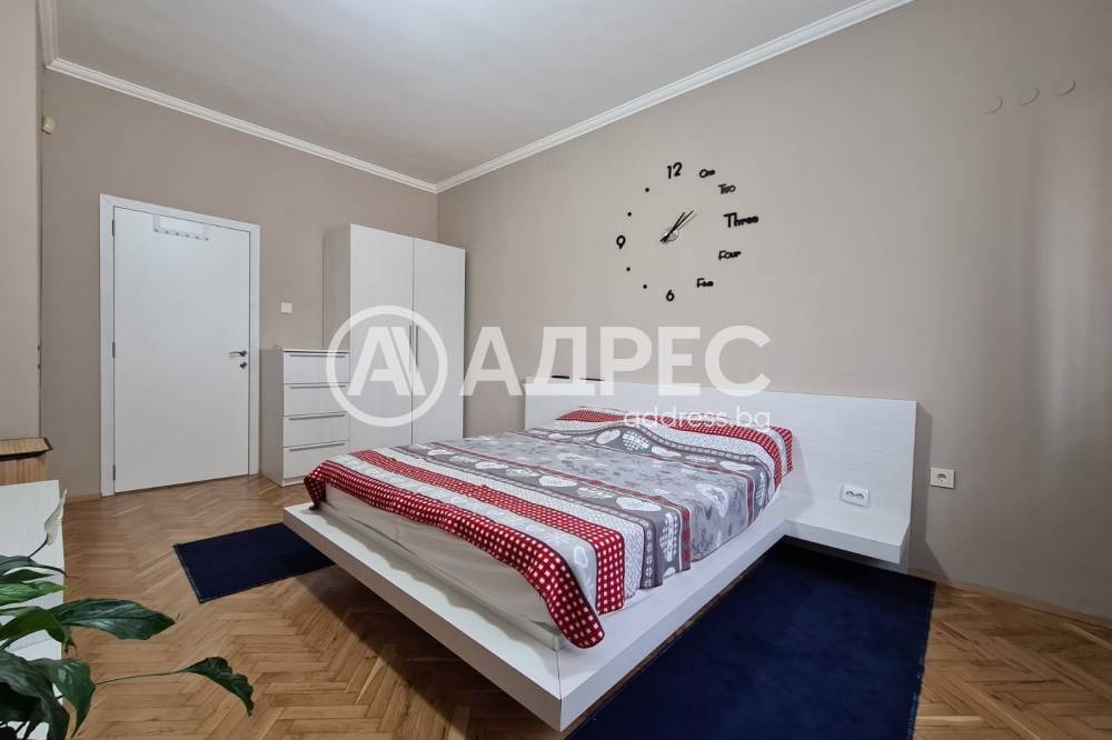 Продава 3-СТАЕН, гр. София, Център, снимка 2 - Апартаменти - 54200544