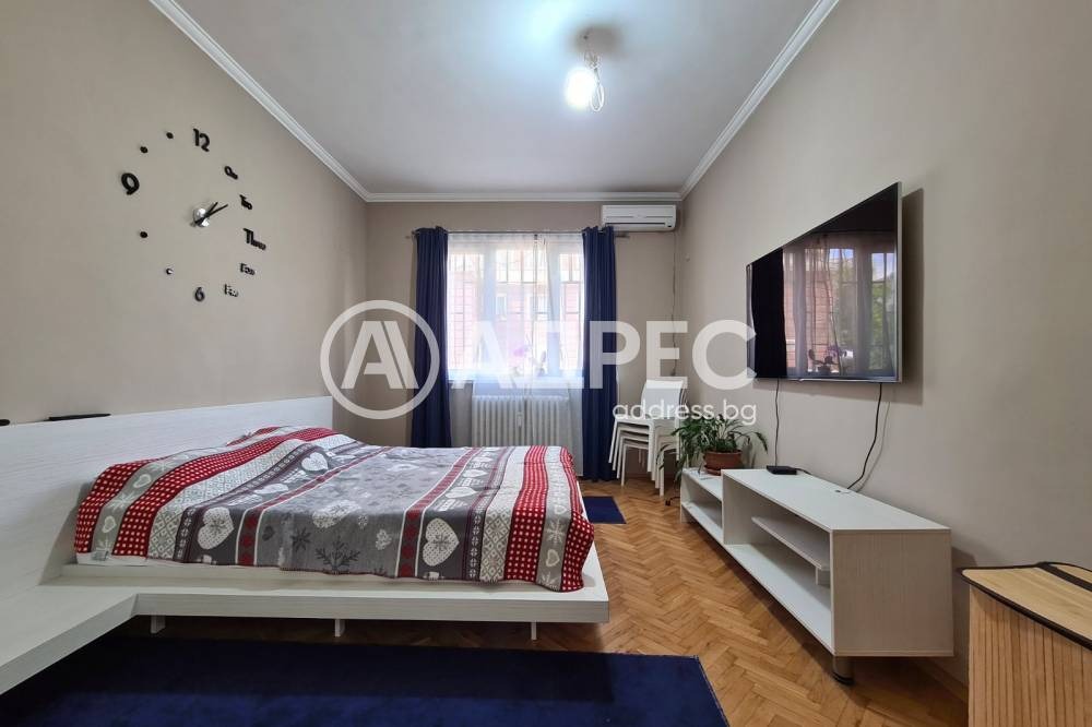 Продава 3-СТАЕН, гр. София, Център, снимка 8 - Апартаменти - 54200544