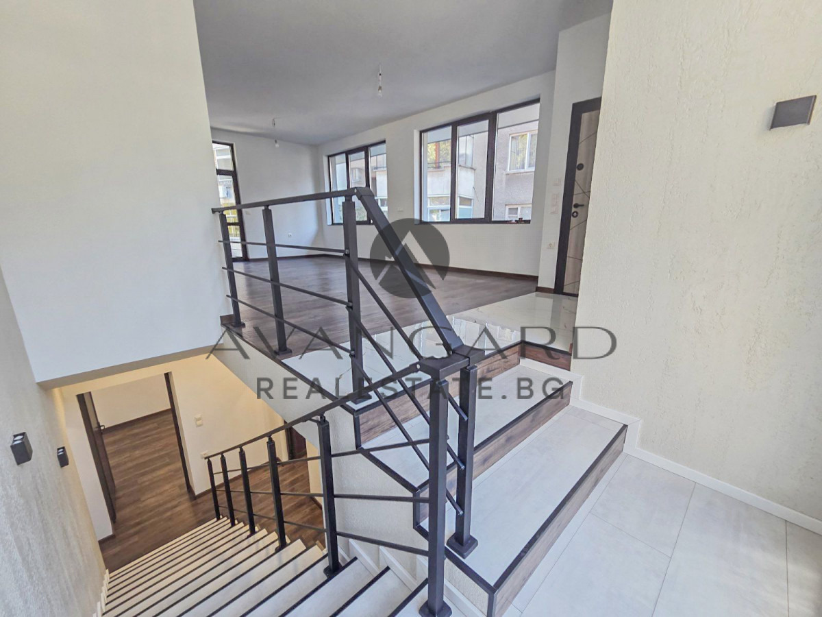 Продава КЪЩА, гр. Пловдив, Кючук Париж, снимка 13 - Къщи - 55747193