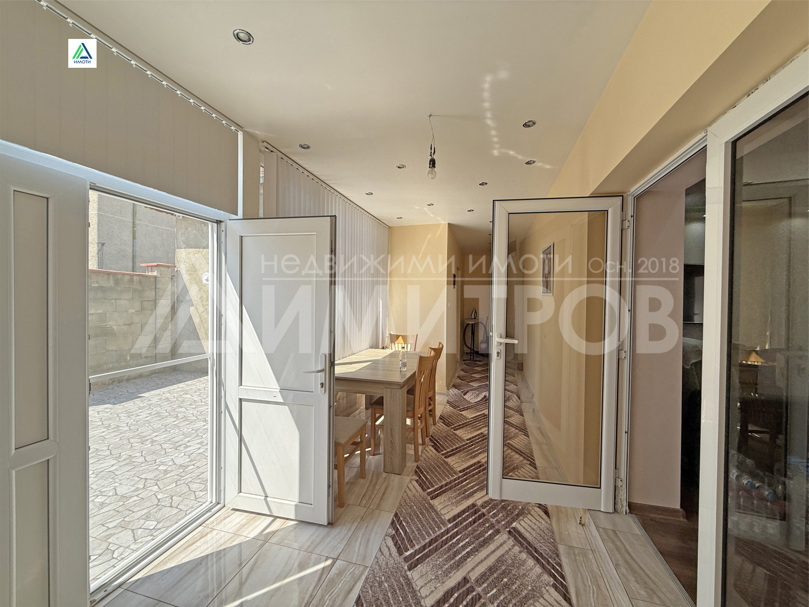 Продава КЪЩА, гр. Нови пазар, област Шумен, снимка 2 - Къщи - 55848437