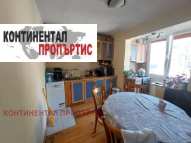 3-стаен град София, Карпузица 10