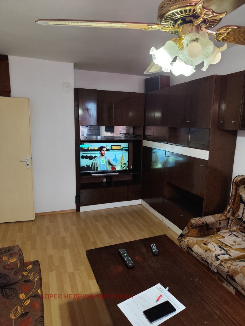 Продава 3-СТАЕН, гр. Велико Търново, Колю Фичето, снимка 1 - Aпартаменти - 49138417