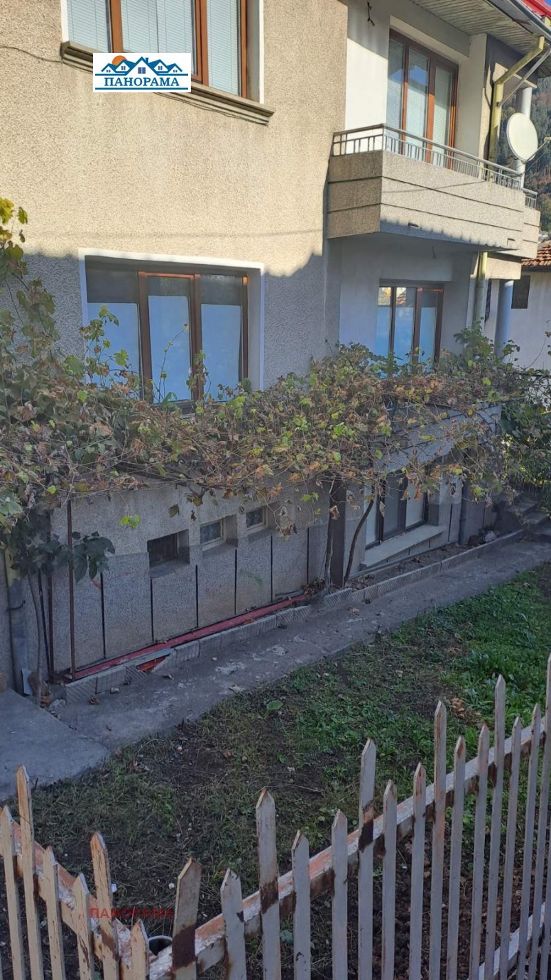 Продава КЪЩА, гр. Смолян, Устово