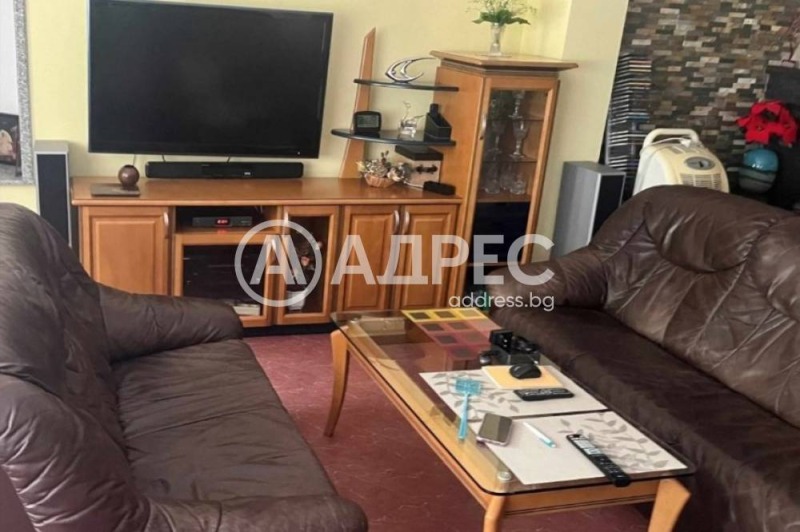 Продава КЪЩА, с. Бачково, област Пловдив, снимка 2 - Къщи - 52330018