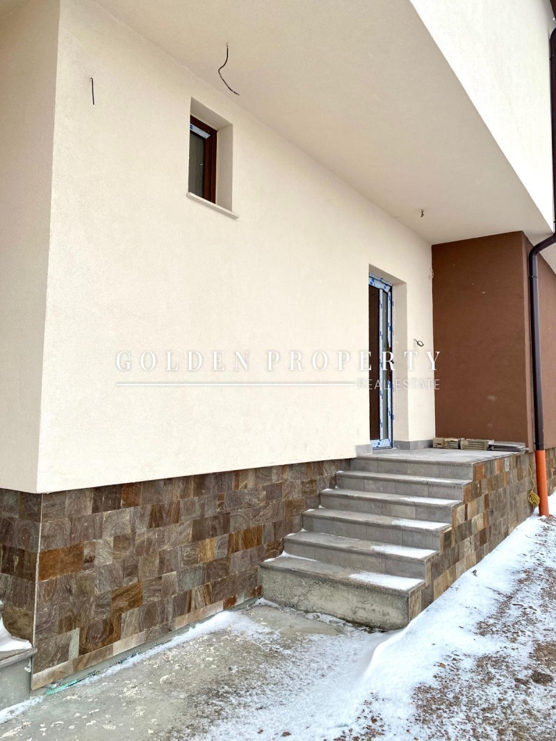 Продава КЪЩА, с. Пролеша, област София област, снимка 2 - Къщи - 53283415