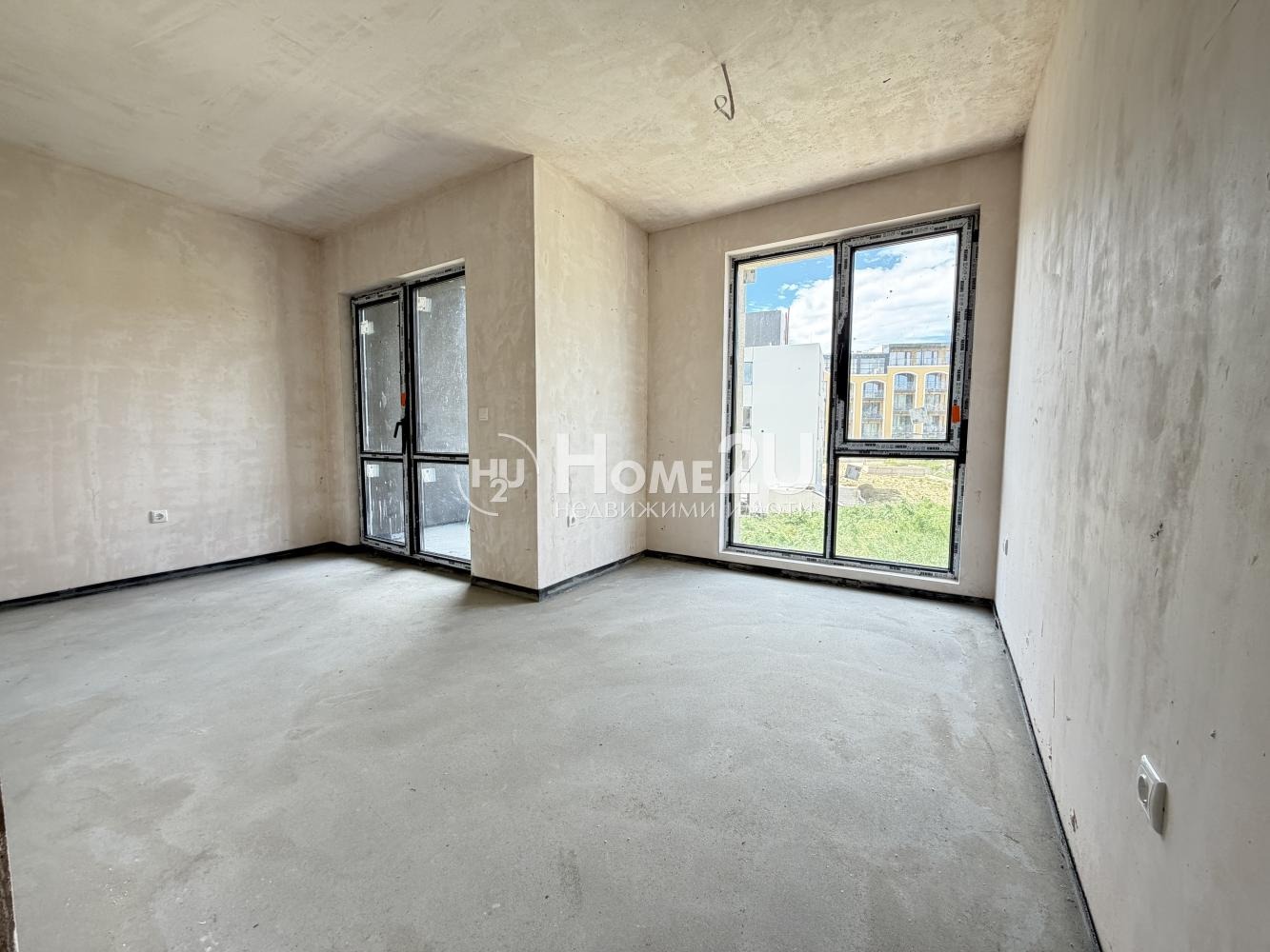 Продава 2-СТАЕН, гр. Варна, к.к. Св.Св. Константин и Елена, снимка 2 - Апартаменти - 54690117