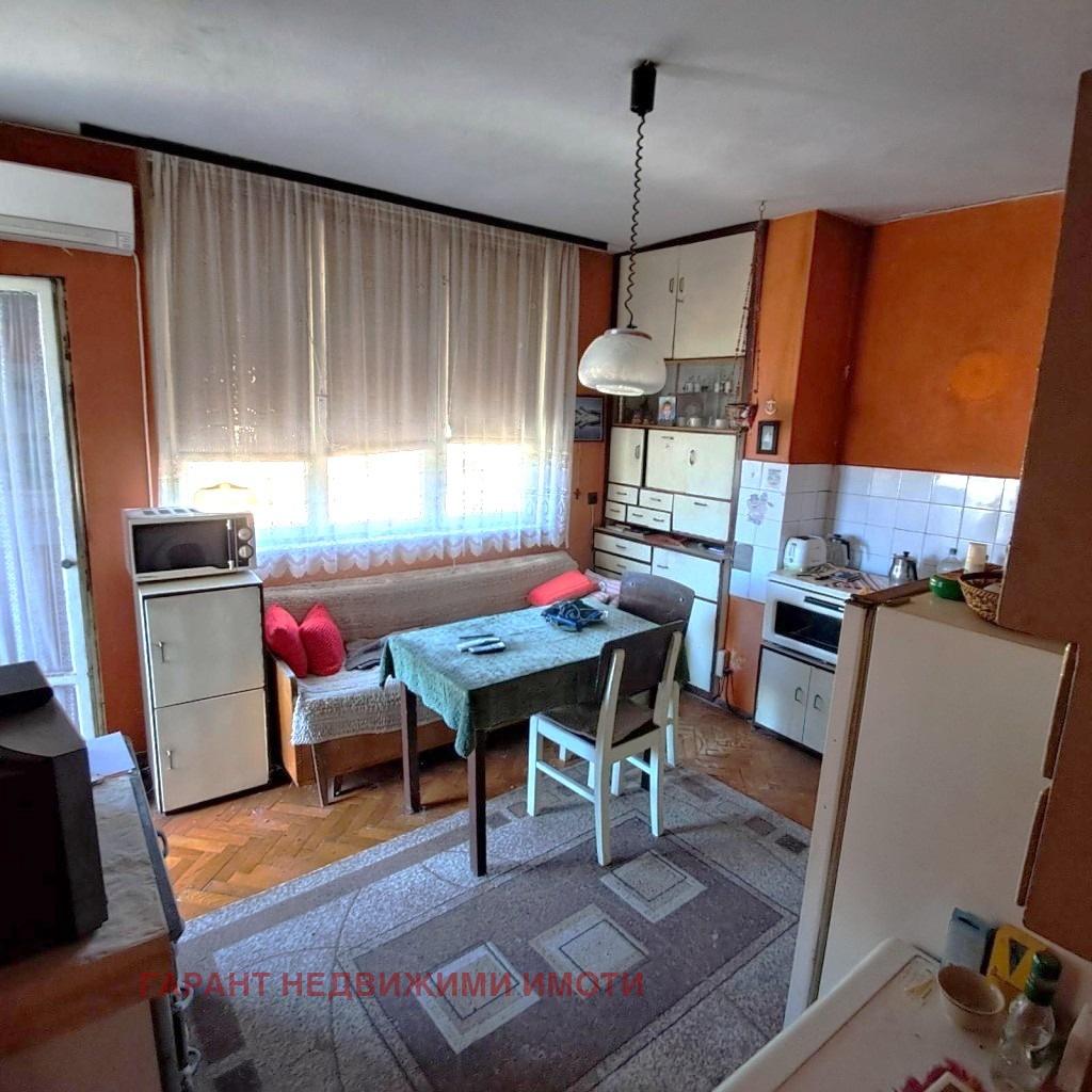 Продава 3-СТАЕН, гр. Габрово, Дядо Дянко, снимка 2 - Апартаменти - 53960347