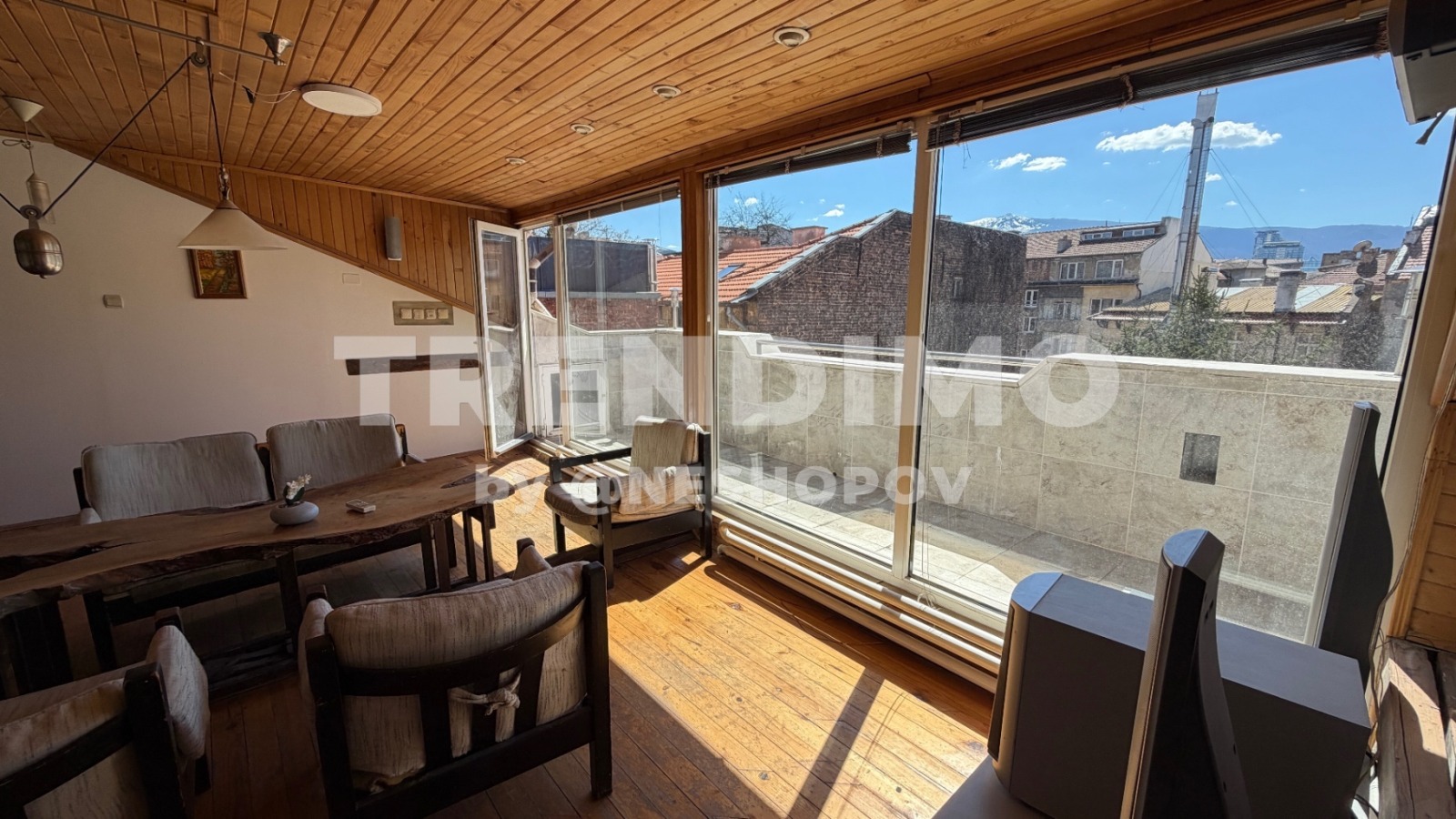 Продава 3-СТАЕН, гр. София, Център, снимка 2 - Апартаменти - 54138819