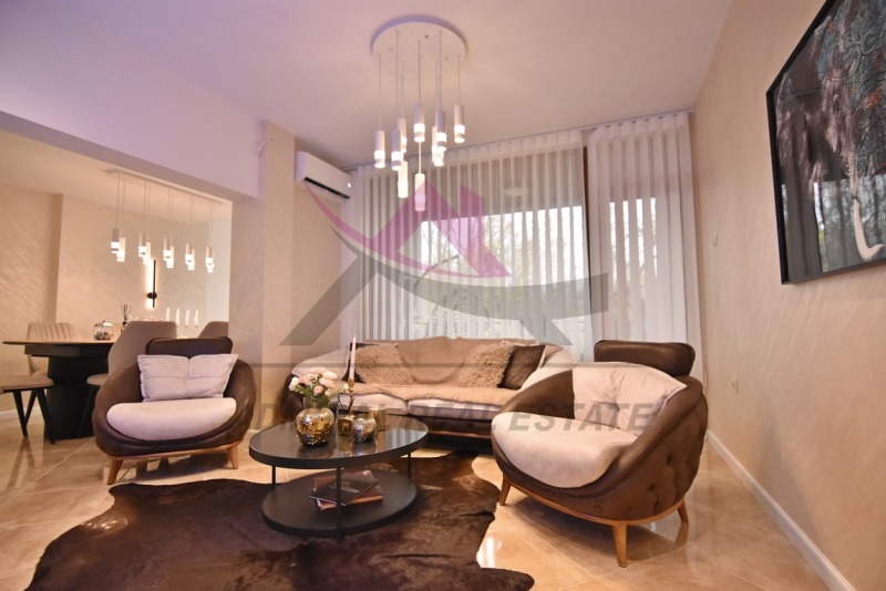 Продава 3-СТАЕН в град Варна, м-т Ален мак - 150 кв.м / 329 990 € » 645 404.34 лв., АДМИРАЛ РИЪЛ ЕСТЕЙТ ЕООД