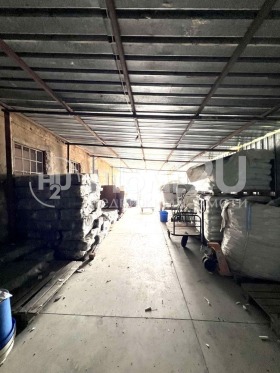 Industribygning Elin Pelin, region Sofia 2