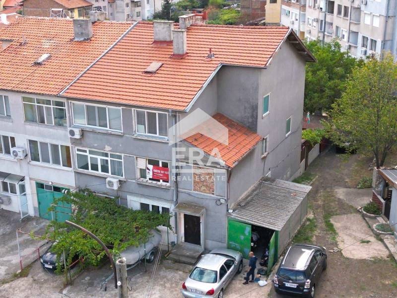Продава  Етаж от къща град Бургас , Меден рудник - зона Г , 146 кв.м | 65119319 - изображение [2]
