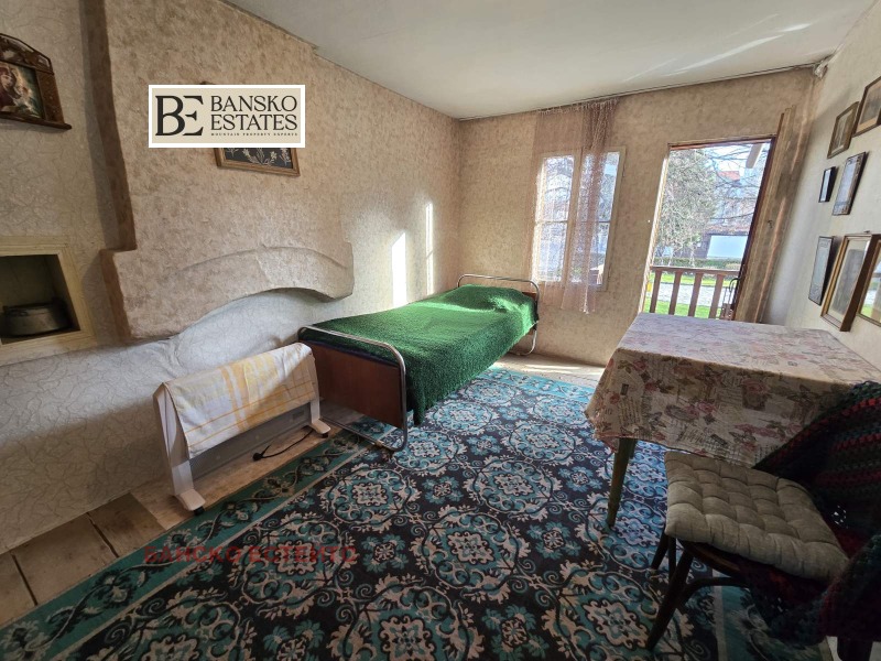 Продава КЪЩА, гр. Разлог, област Благоевград, снимка 2 - Къщи - 53022455