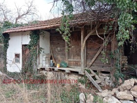 Продажба на имоти в с. Ново село, област Велико Търново — страница 2 - изображение 4 
