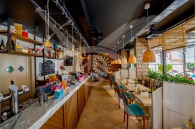 Bar; Kahve dükkanı k.k. Slançev bryag, bölge Burgaz