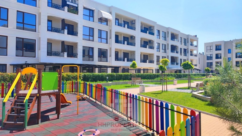 Προς πώληση  1 υπνοδωμάτιο Πλοβδηβ , Ζαπαδεν , 61 τ.μ | 27098497