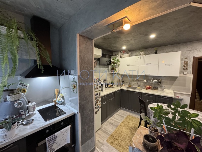 Till salu  2 sovrum Sofia , Slatina , 90 kvm | 60875412 - bild [6]