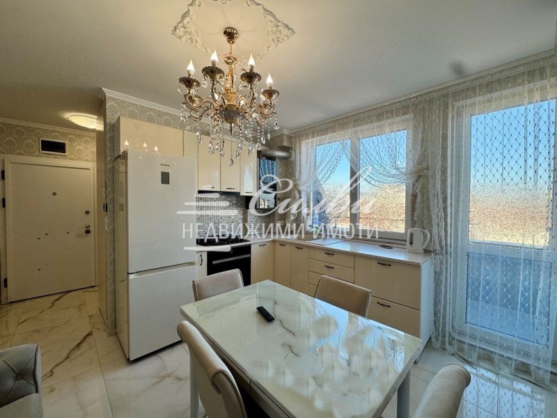 Продава 3-СТАЕН, гр. Шумен, Добруджански, снимка 2 - Апартаменти - 53462443