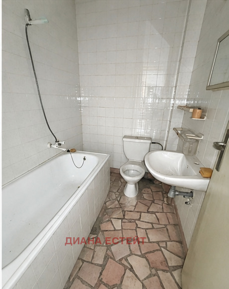 Продава КЪЩА, гр. Видин, Строител, снимка 10 - Къщи - 56369581