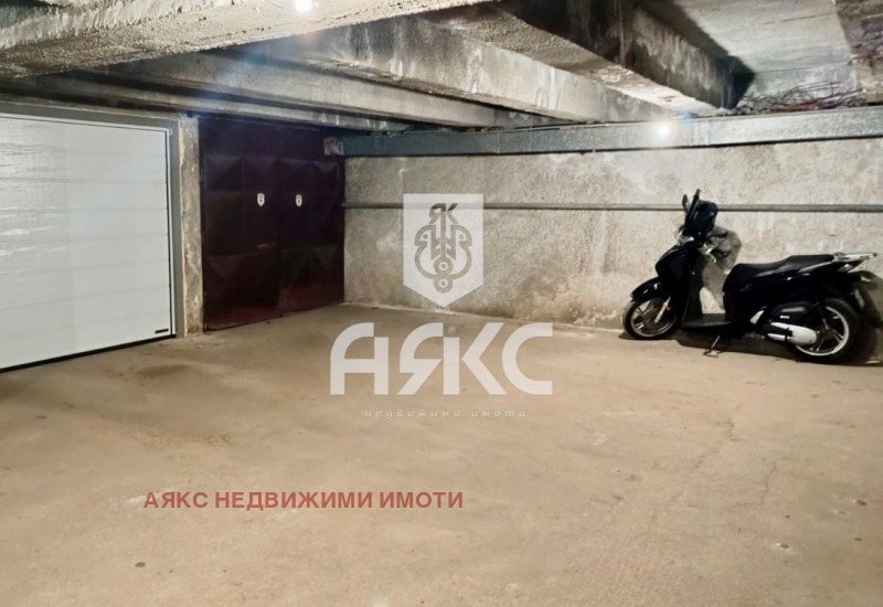 Te koop  Garage Sofia , Lozenets , 20 m² | 10399729