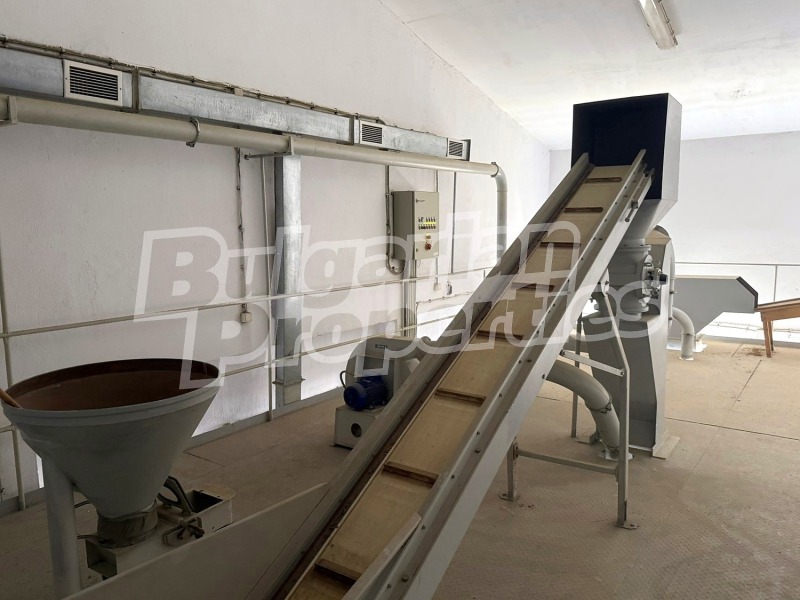 Продава ПРОМ. ПОМЕЩЕНИЕ, с. Исперихово, област Пазарджик, снимка 10 - Производствени сгради - 53166848