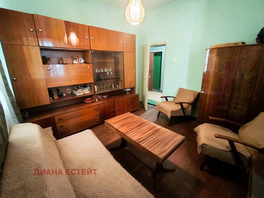 Продава КЪЩА, гр. Видин, Строител, снимка 2 - Къщи - 56369581