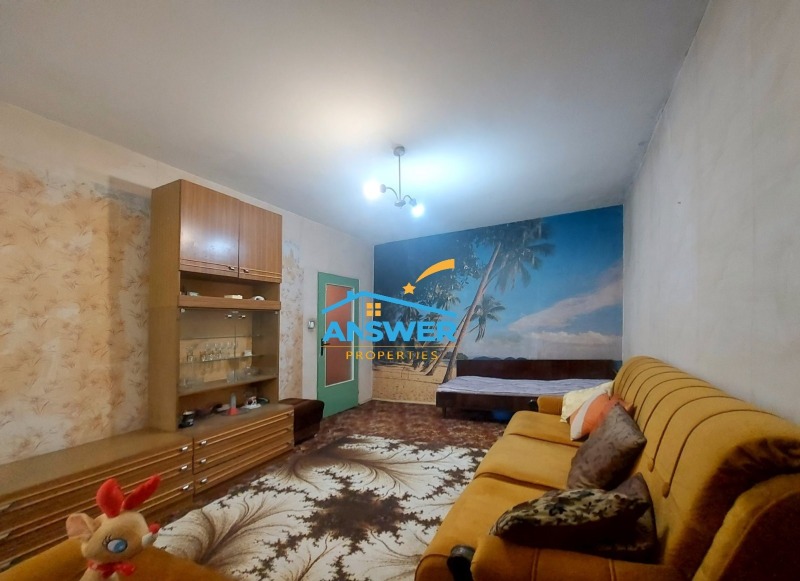 Til salgs  1 soverom Sofia , Banisjora , 72 kvm | 23885721