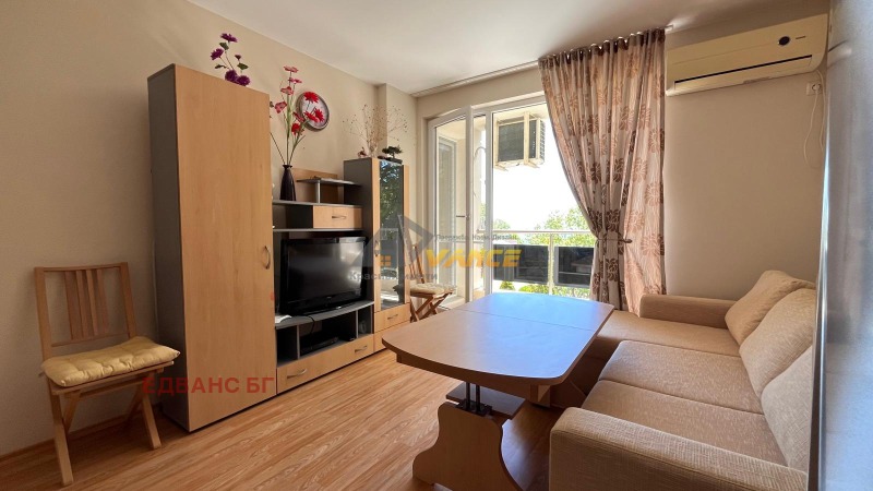 Продава  3-стаен, област Бургас, с. Равда •  100 000 EUR • ID 98549769 — holmes.bg - [1] 
