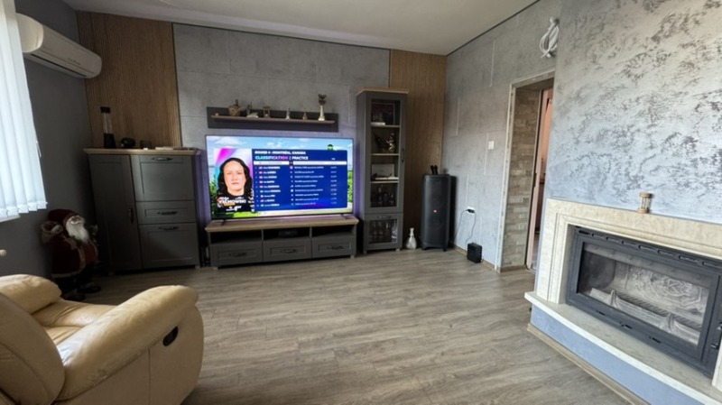 Till salu  2 sovrum Pleven , Idealen centar , 118 kvm | 92786485