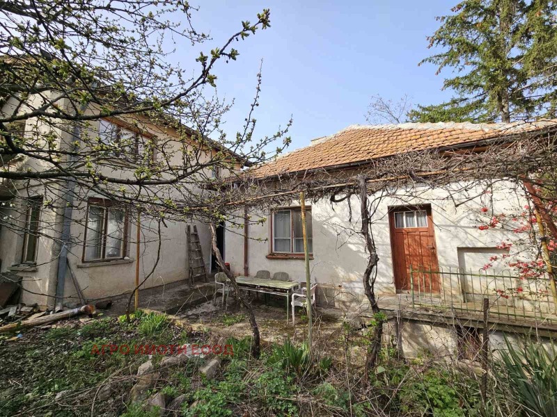 Продава  Къща област София , с. Владо Тричков , 130 кв.м | 41455828 - изображение [4]
