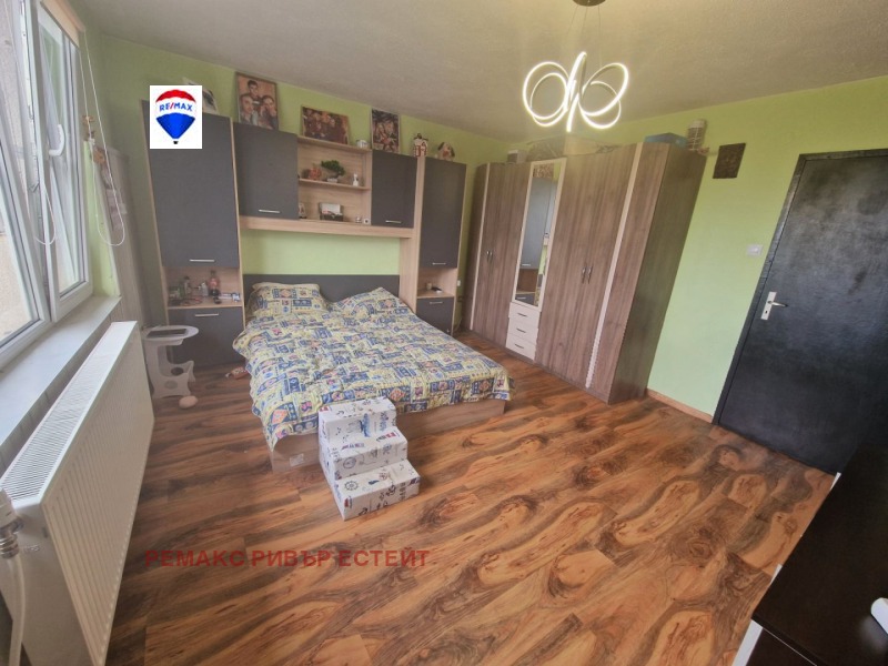 Продава КЪЩА, област Русе, с. Красен • 164900 € / 322516.37 лв. • 15939539 1