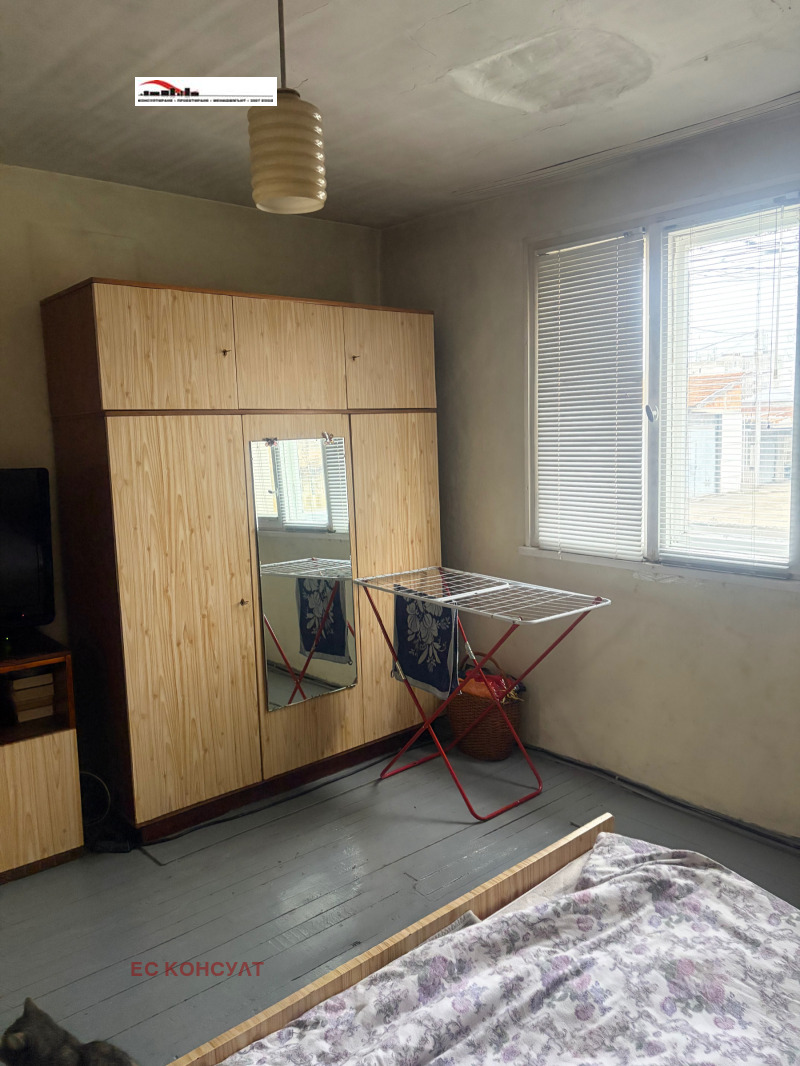 Продава КЪЩА, гр. София, Орландовци, снимка 3 - Къщи - 53173529