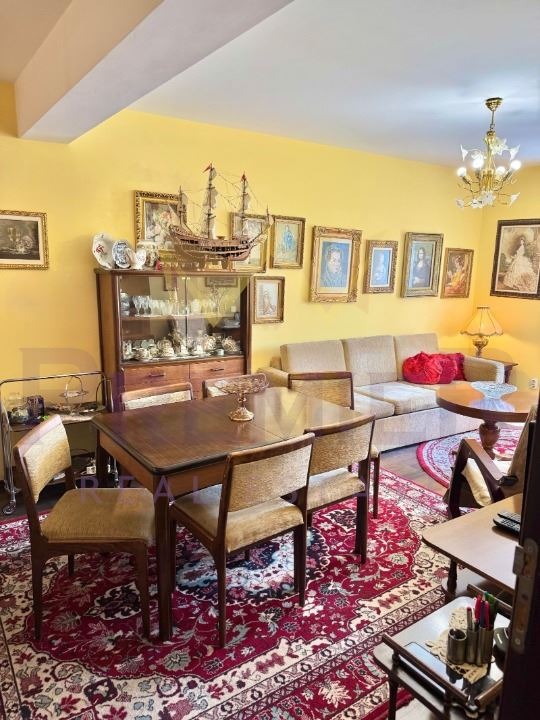 De vânzare  1 dormitor Sofia , Reduta , 64 mp | 70417369 - imagine [4]