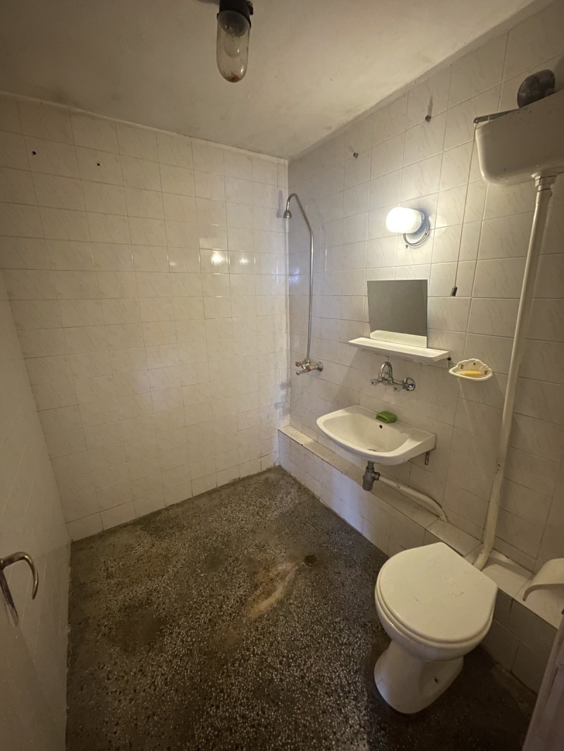 Продава 2-СТАЕН, гр. Шумен, Център, снимка 5 - Апартаменти - 52478115