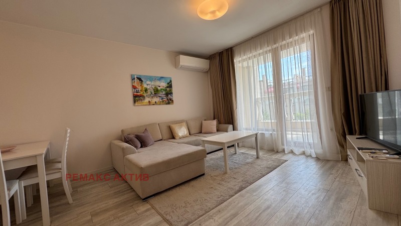 À venda  2 quartos Varna , k.k. Tchaika , 135 m² | 33187091 - imagem [2]