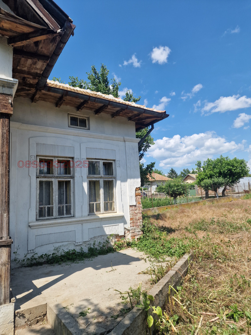 Продава КЪЩА, с. Поликраище, област Велико Търново