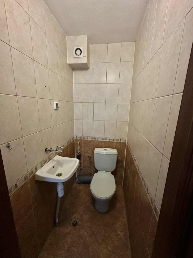 Продава МАГАЗИН, гр. Варна, Цветен квартал, снимка 2 - Магазини - 53093576