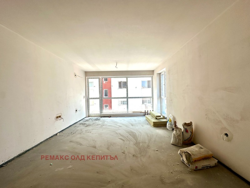 Eladó  2 hálószobás Veliko Tarnovo , Buzludzsa , 125 négyzetméter | 73141579