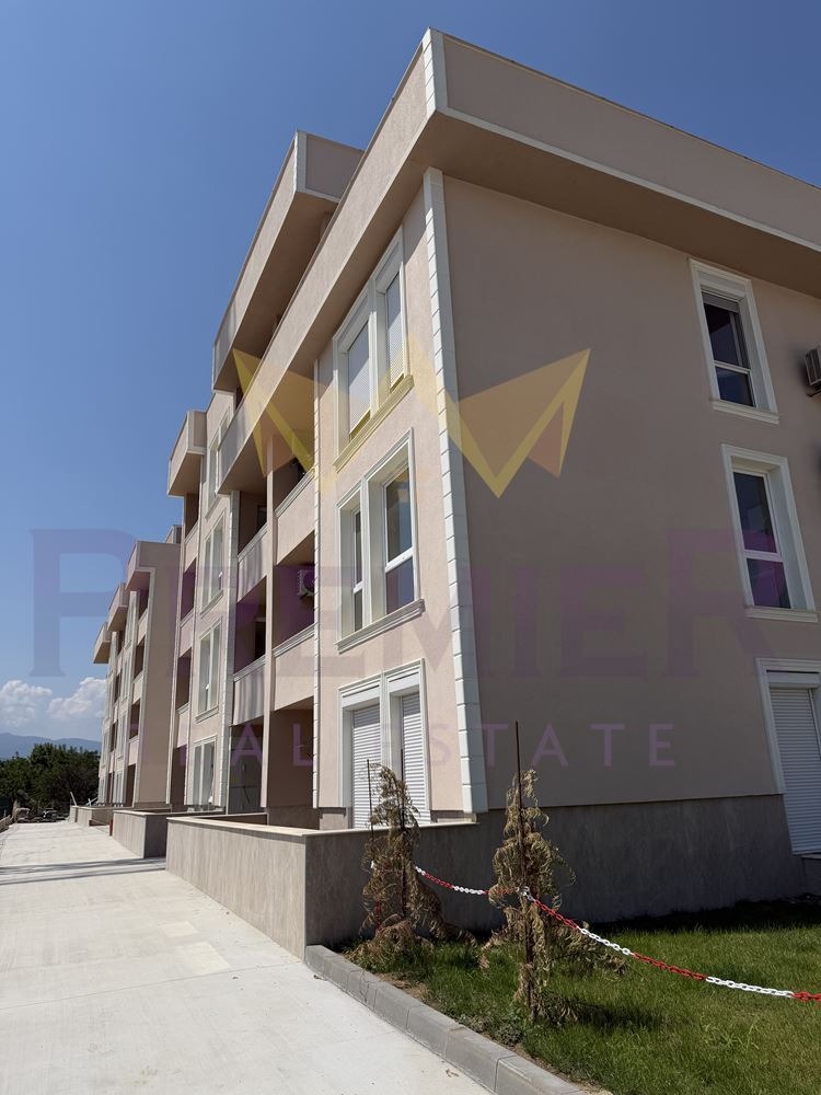 Продава 3-СТАЕН, гр. Пловдив, Остромила