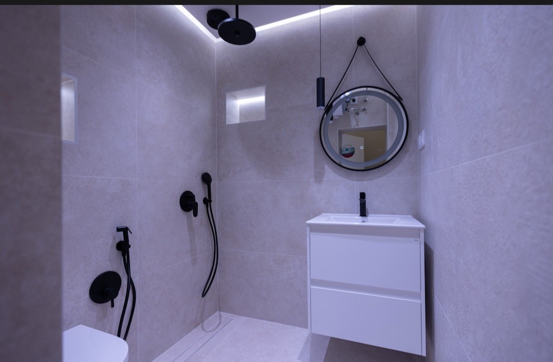 Продава 3-СТАЕН, гр. Варна, Централна поща, снимка 12 - Апартаменти - 56682340