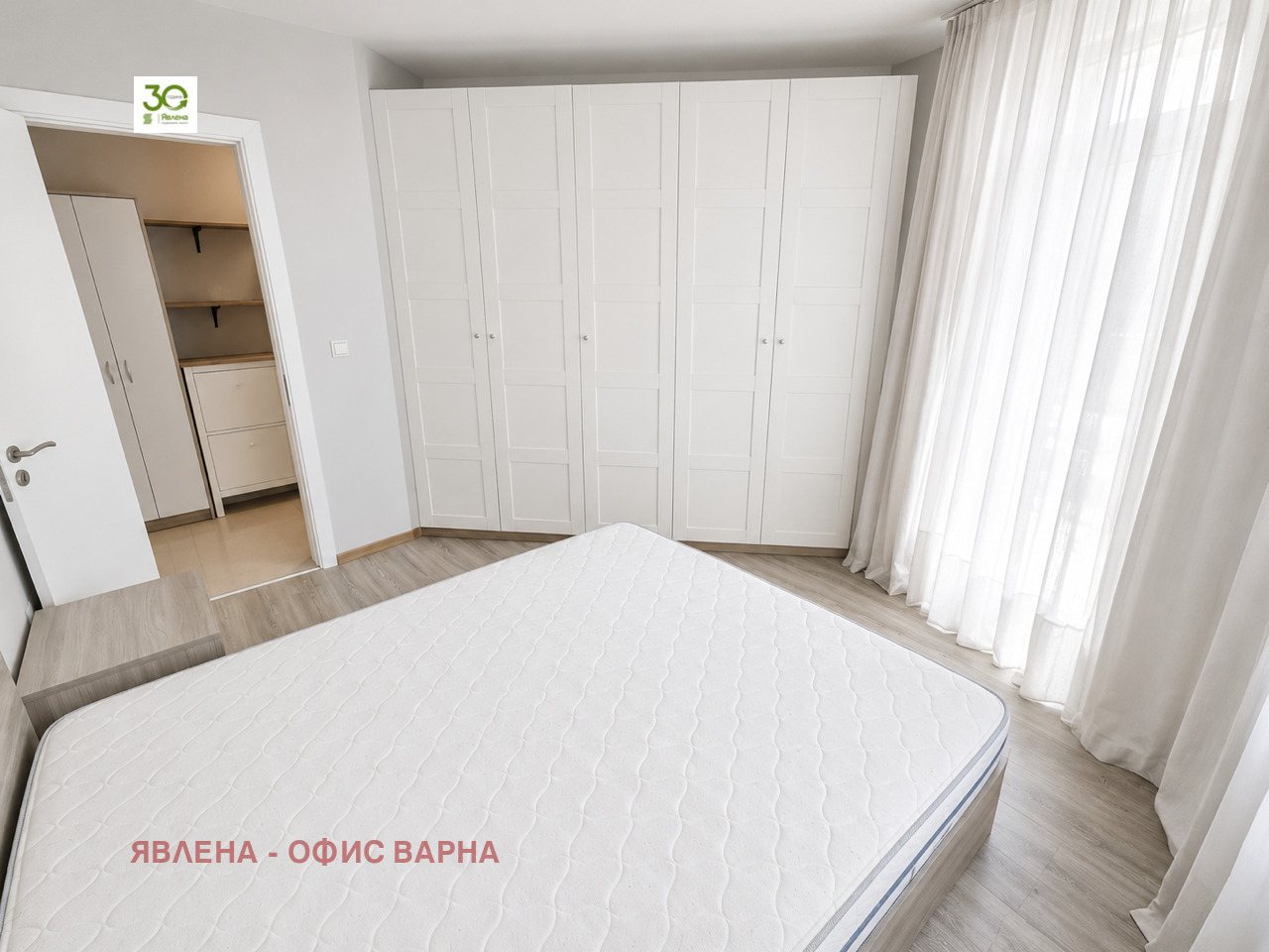 Продава 3-СТАЕН, гр. Варна, к.к. Св.Св. Константин и Елена